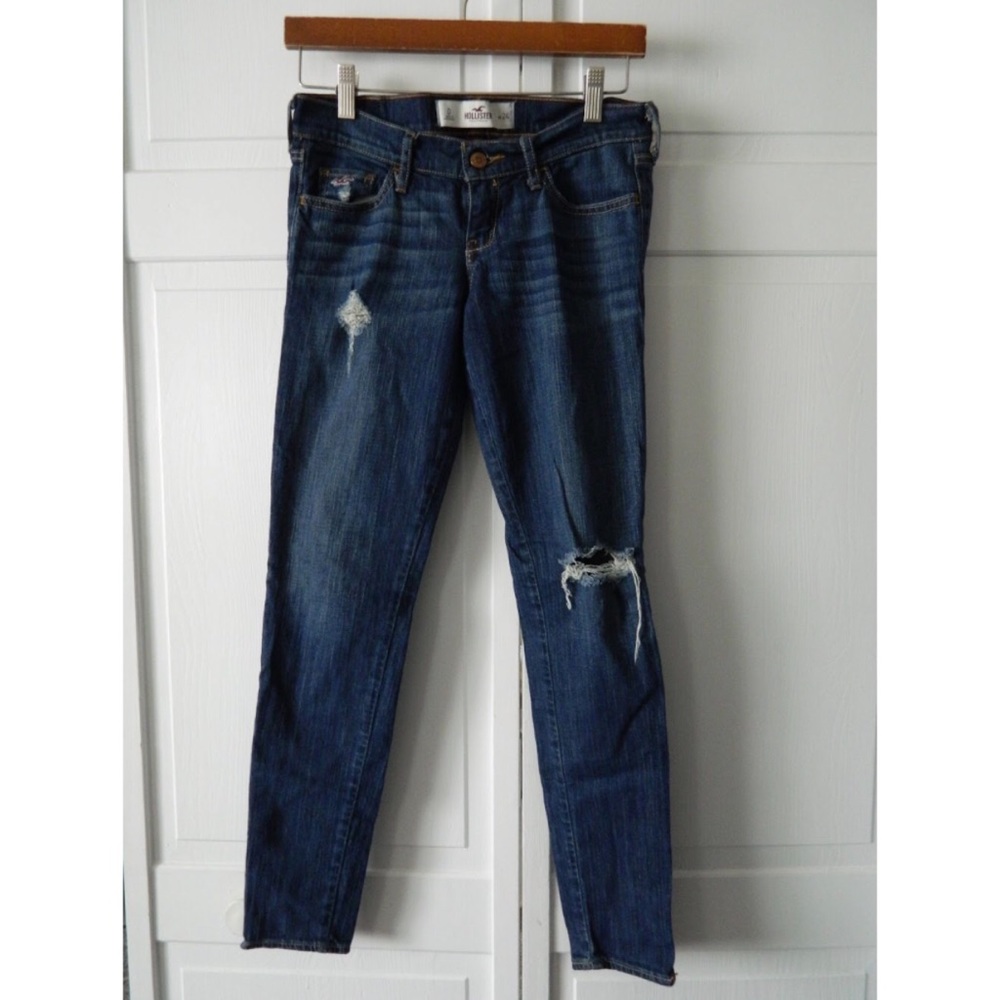 Hollister | Dark Wash Distressed Skinny Jeans
